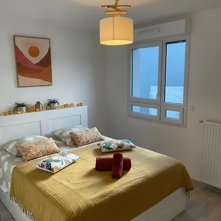 Des Cerisiers * Σαιν-Ναζαίρ